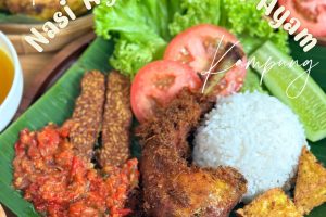Nasi Ayam Penyet di Ampang, Malaysia: Resepi Lezat dan Pengalaman Makan yang Autentik
