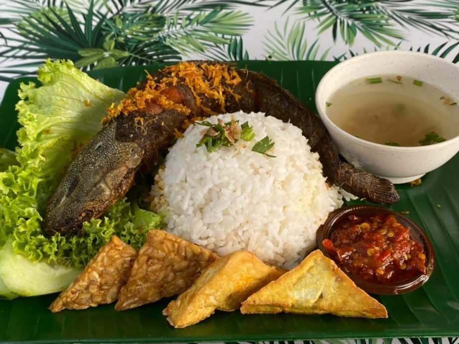 Aisma Ayam Penyet Power Bro.. 1 aisma ayam penyet power bro