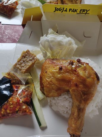 Ayam Gepuk Jogja Pak Ery Kulim 1 ayam gepuk jogja pak ery kulim