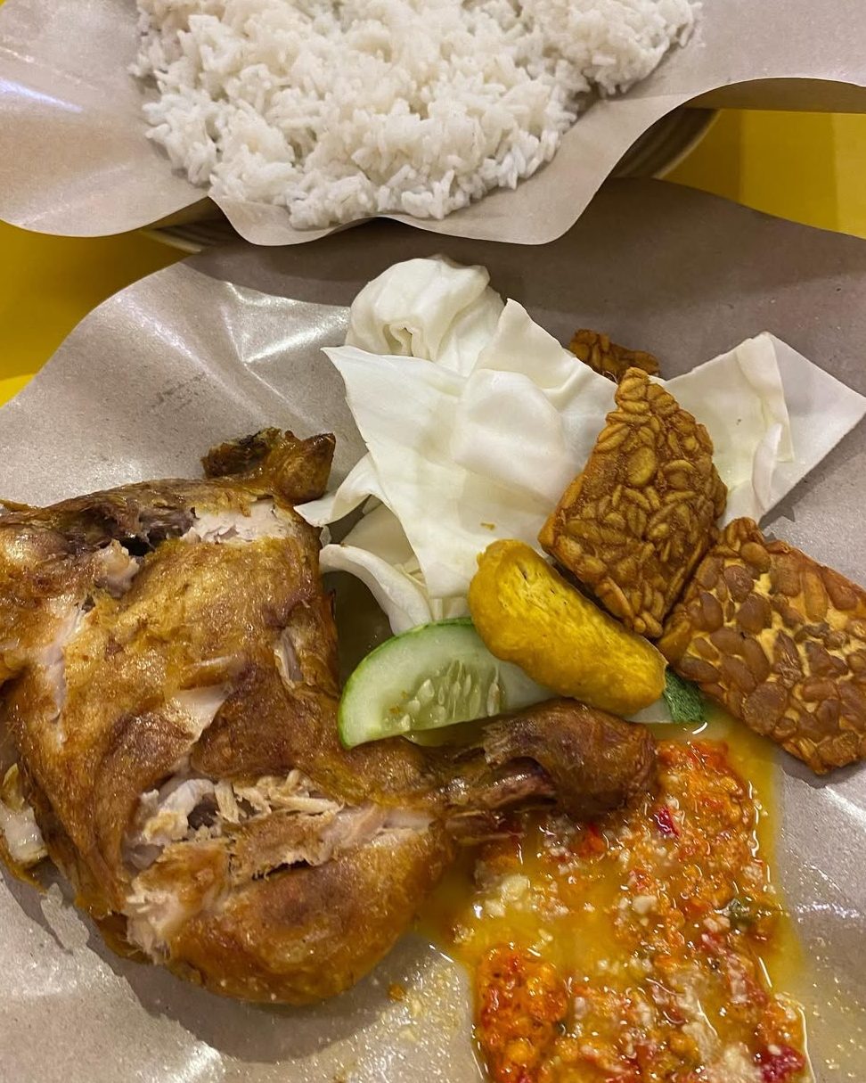 ayam gepuk ori selayang batu caves