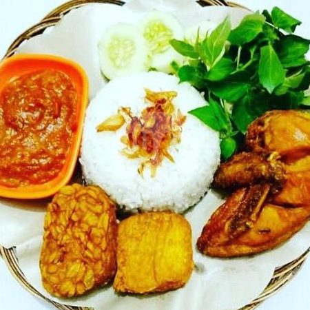 barra nasi ayam penyet