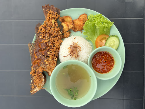 DAPUR PENYET NYAKUT (cwgn KK)