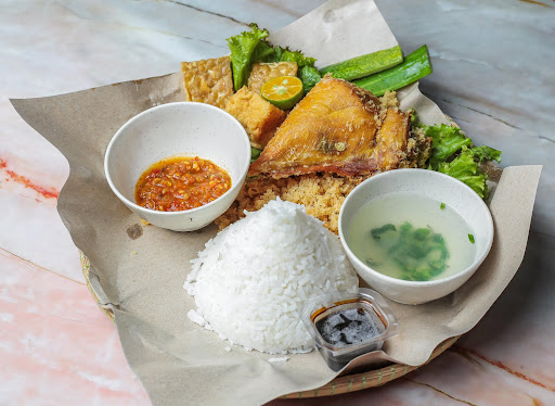 Wing Solo Lembah Sireh