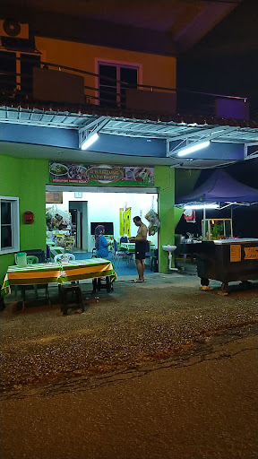 D'Kampung Ayam Penyet