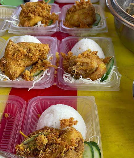 NASI AYAM PENYET MAHSYUR NASI AYAM PENYET MAHSYUR