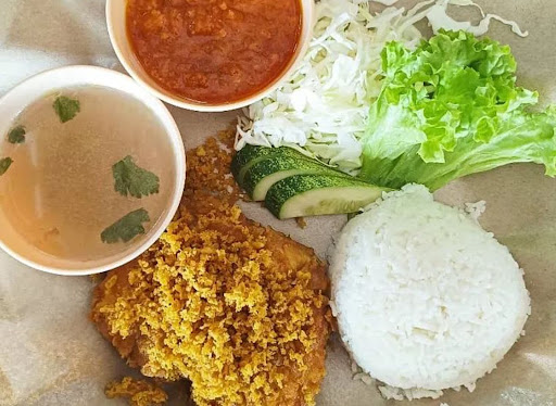 AYAM PENYET & CENDOL DON