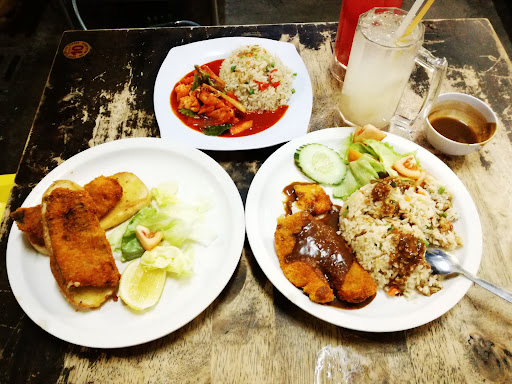 Maz Cafe and Catering