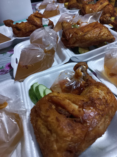 Warung Ayam Penyet (Kg Mempakad Laut,Pitas)