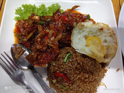 Faathirah Tomyam & Seafood