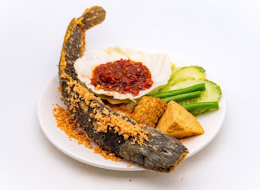 AYAM PENYET BEST STATION @ LOTUS SERI ISKANDAR AYAM PENYET BEST STATION @ LOTUS SERI ISKANDAR