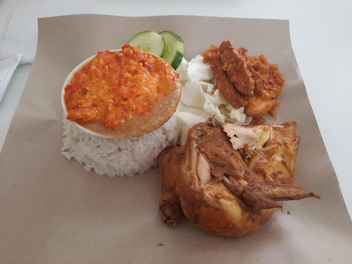 Restoran Ayam Gepuk Terduduk Restoran Ayam Gepuk Terduduk