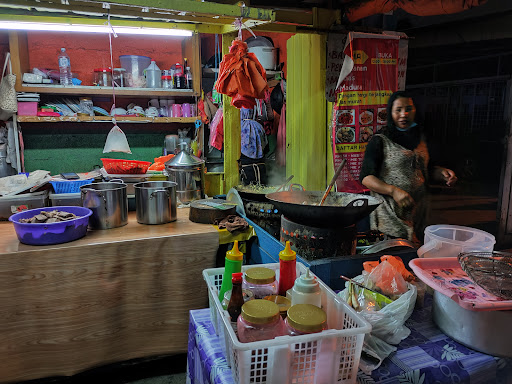Kedai Ayam Penyet Maryana Albar