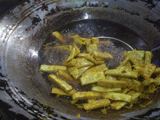 PAK ROHID CORNER.AYAM PENYET