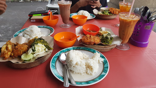 Restoran Ayam Penyet Bukit
