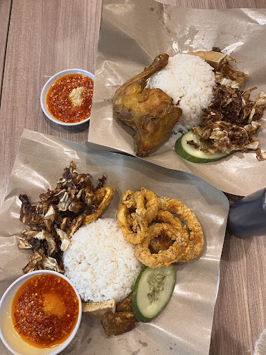 SYOK Ayam Gepuk Shaftsbury SYOK Ayam Gepuk Shaftsbury