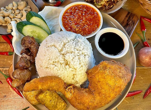 Ayam Gepuk Tok Mat Sendayan