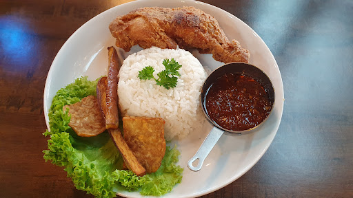 Best Malaya Resto & Cafe