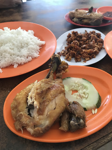 Kedai Kopi Sabar Menanti