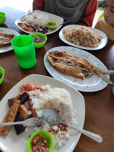 Restaurant Sri Mawar, Sim Sim Sandakan, Sabah.