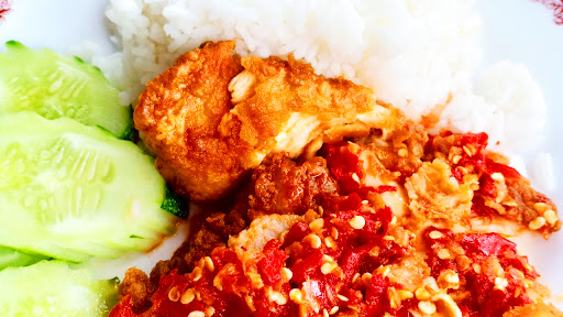 Nasi Ayam Geprek Sambal Meraung Nasi Ayam Geprek Sambal Meraung