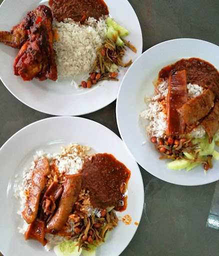 Restoran Nasi Lemak Tangling Kota Warisan