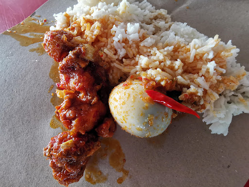 Ayam Goreng Sedap Nasi Berlauk Cik Nah Ayam Goreng Sedap Nasi Berlauk Cik Nah