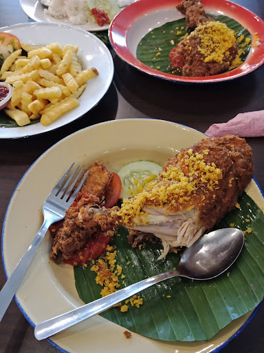 RESTORAN AYAM PENYET 4AP