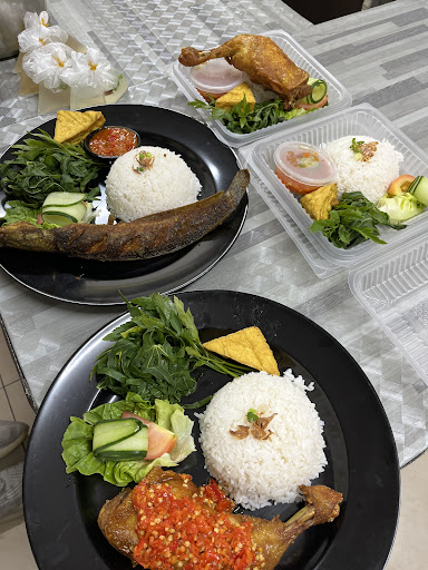 Dapo Penyet Dapo Penyet