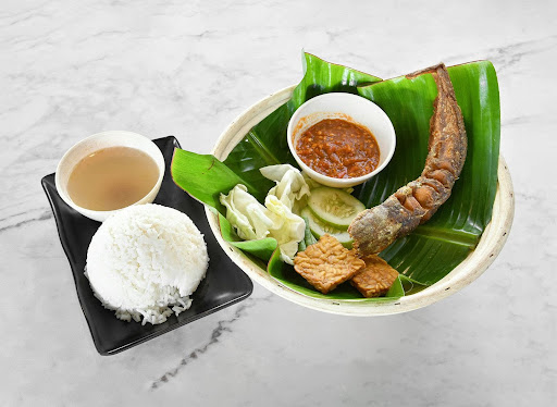 Tok Yeh Ayam Penyet Tok Yeh Ayam Penyet