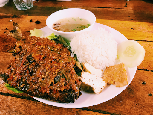 Sambal Sambal (Ayam Penyet Horas) Sambal Sambal (Ayam Penyet Horas)
