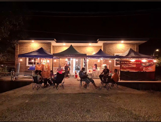 Gerai Makan Soto Madura Dan Ayam Geprek