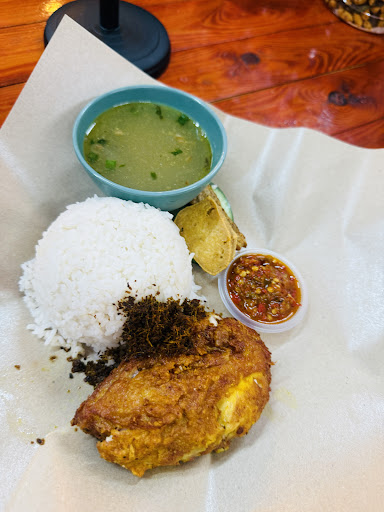 Restoren Ayam Penyet Kak Ton Restoren Ayam Penyet Kak Ton