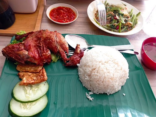 Ayam Penyet Adilia Ayam Penyet Adilia