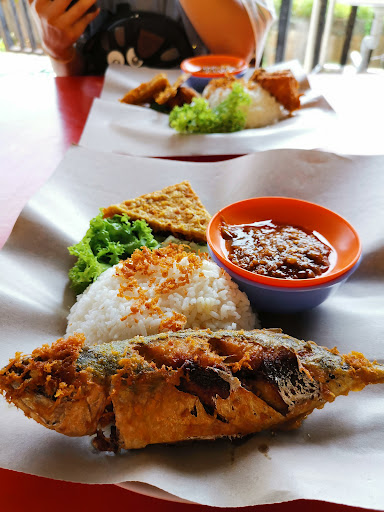 Restoran Ayam Penyet Bakar Restoran Ayam Penyet Bakar