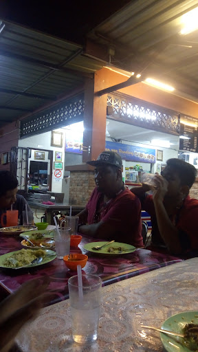 Medan Selera Sungai Rambai