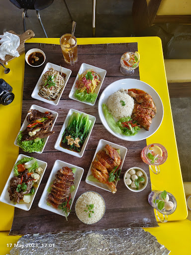 Nasi Ayam Pahlawan