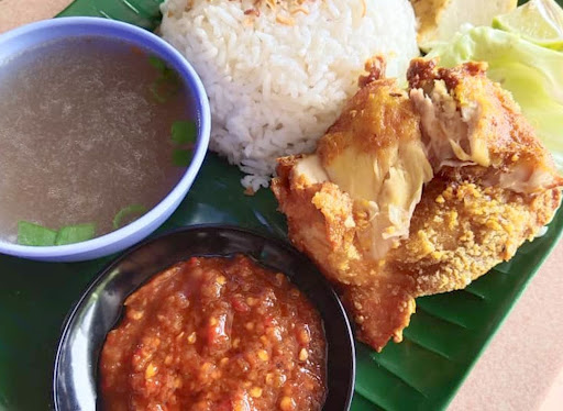 Kak Liza Hentian Nasi Ayam