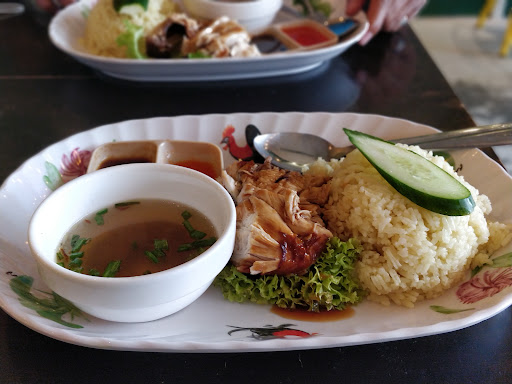 Nasi Ayam Mama ( Manjung Point, Sri Manjung, Perak ) Nasi Ayam Mama ( Manjung Point, Sri Manjung, Perak )