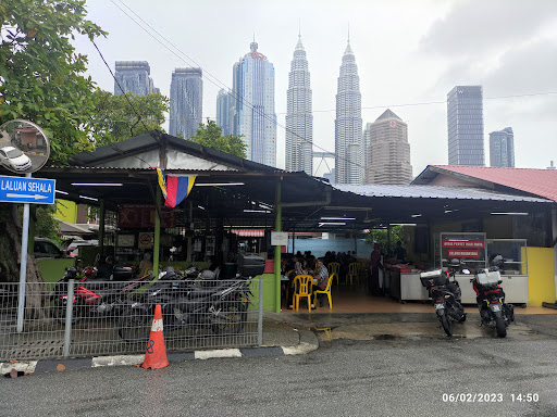 Ayam Penyet Mak Maya (warung mak ipah) Ayam Penyet Mak Maya (warung mak ipah)
