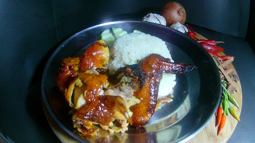RAJA NASI AYAM TEMPAYAN RAJA NASI AYAM TEMPAYAN