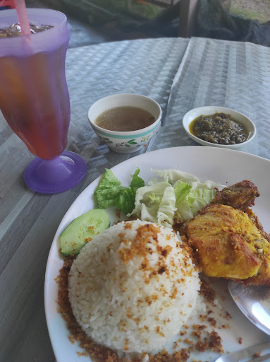 Nasi Ayam Penyet Podo Roso