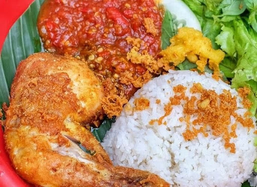 RESTORAN NASI LEMAK AYAM PENYET BIKIN KENYANG RESTORAN NASI LEMAK AYAM PENYET BIKIN KENYANG