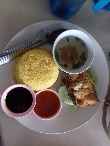 Nasi Ayam Alor Setar • Lot 20 Shahab Perdana Nasi Ayam Alor Setar • Lot 20 Shahab Perdana