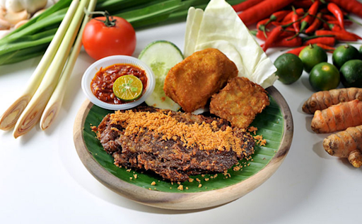 Suria Garden Cafe - Kelana Jaya (Best Nasi Ayam Penyet in Kelana Jaya) Suria Garden Cafe - Kelana Jaya (Best Nasi Ayam Penyet in Kelana Jaya)
