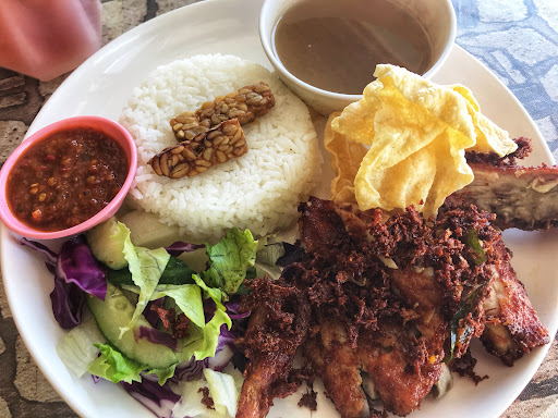 Nasi Ayam Penyet Nasi Ayam Penyet