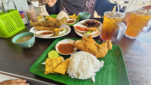 Restoran Ayam Penyet Restu Barokah Restoran Ayam Penyet Restu Barokah