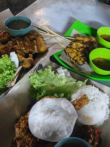 Nasi Ayam Penyet