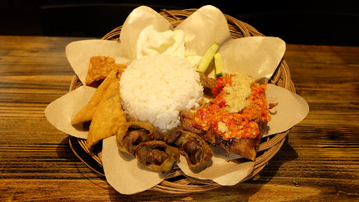 Ayam Gepuk Top Global Kota Warisan