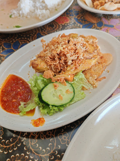 Ayam Penyet Berapi Ayam Penyet Berapi