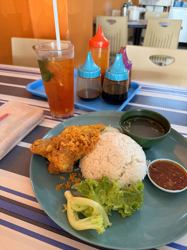 Restoran Ayam Penyet Nilai Restoran Ayam Penyet Nilai